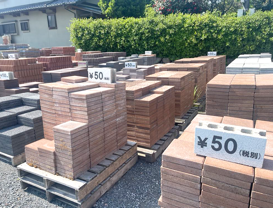 コモチ アウトレット売り場